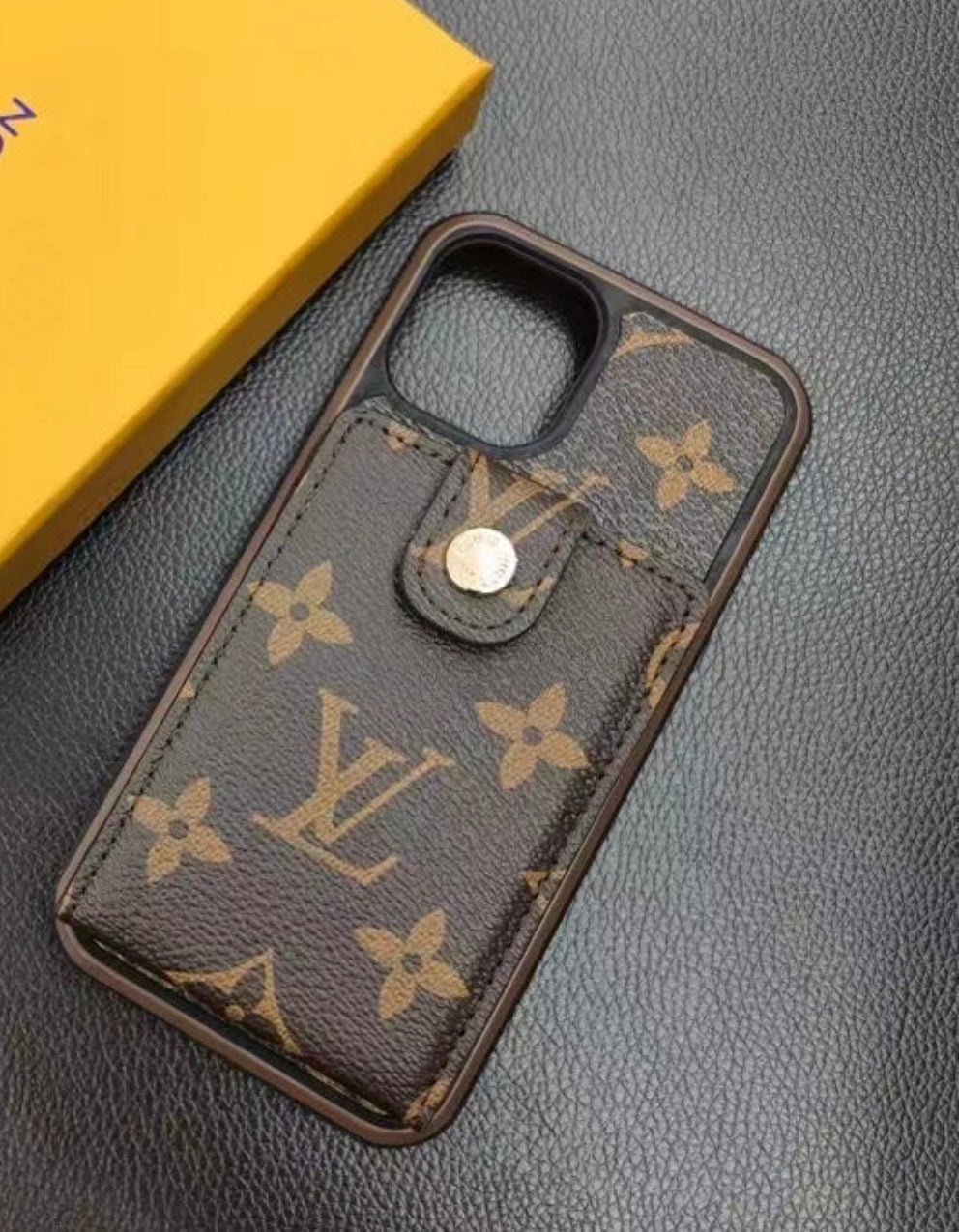 Reverse Lightweight Flip Wallet