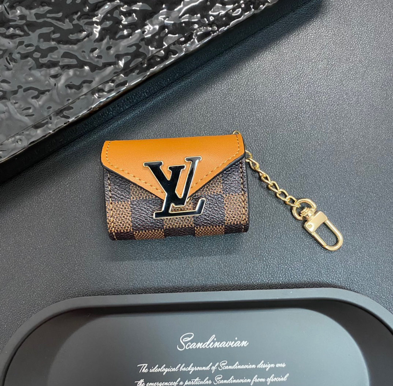 Lavish airpod case