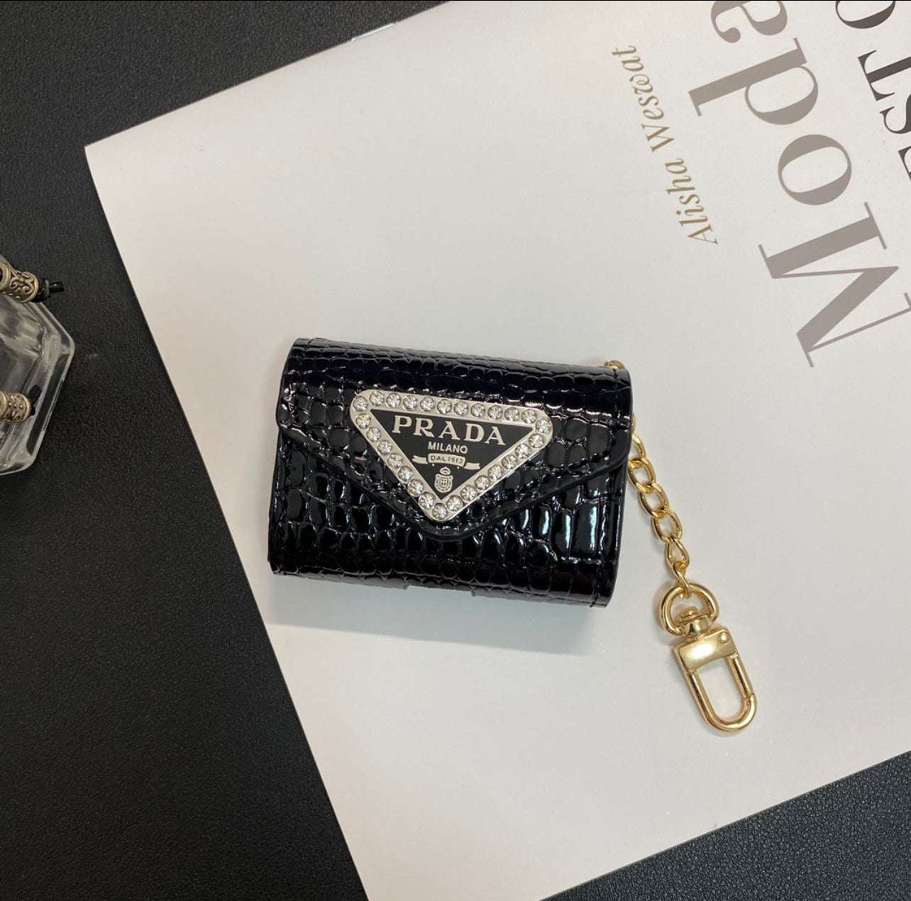 Lavish airpod case